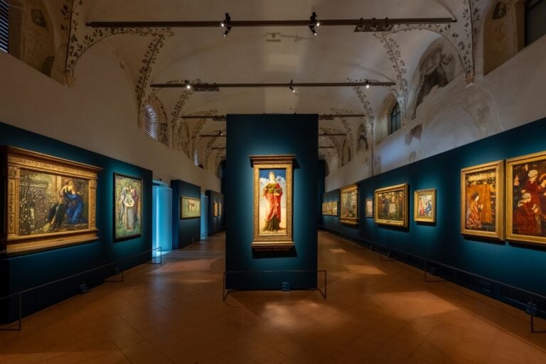 Preraffaeliti. Rinascimento moderno, installation view at Museo Civico San Domenico, Forlì, 2024. Photo Emanuele Rambaldi