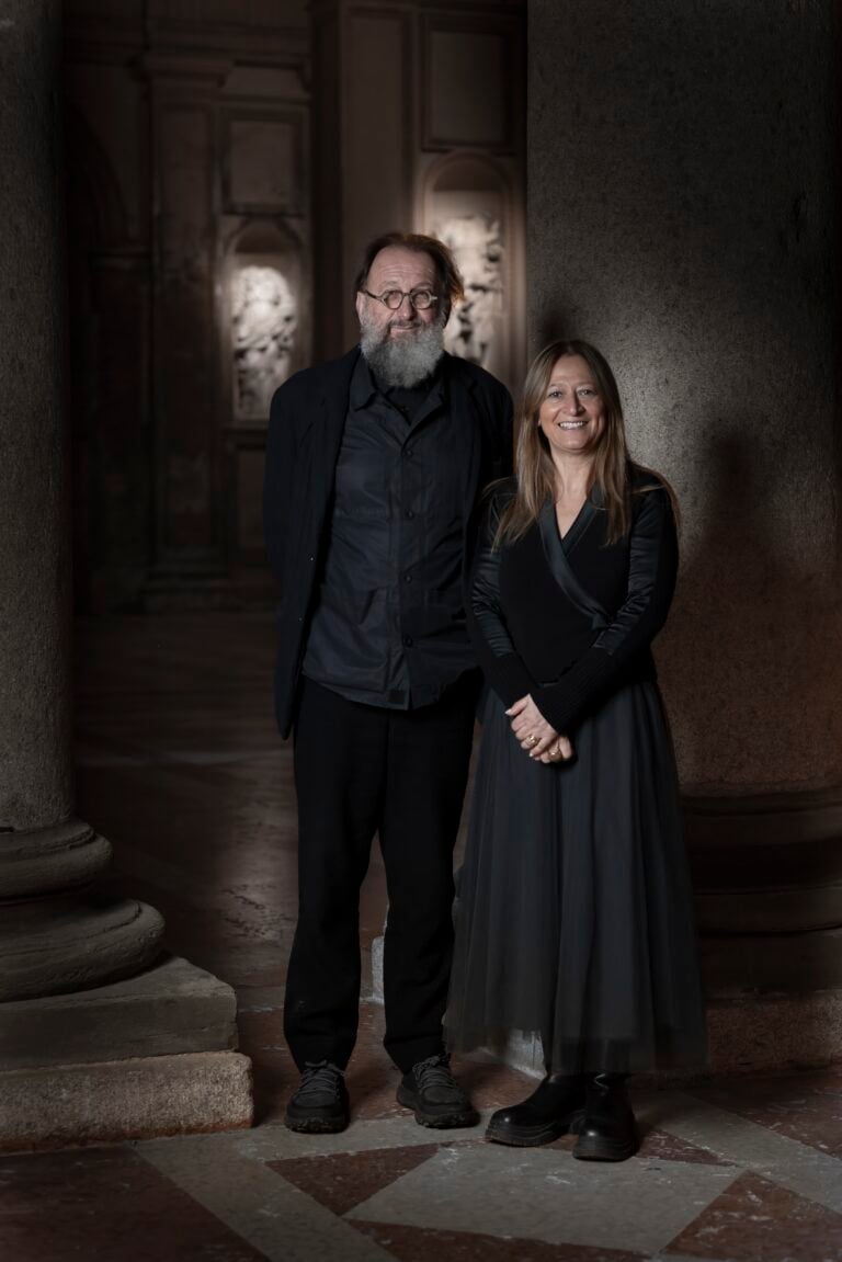 ritratto enrica de michelimichele de lucchi foto fausto mazza studio A Piacenza la sperimentazione radicale di Michele De Lucchi. Mostra nella ex chiesa tra arte, design e architettura