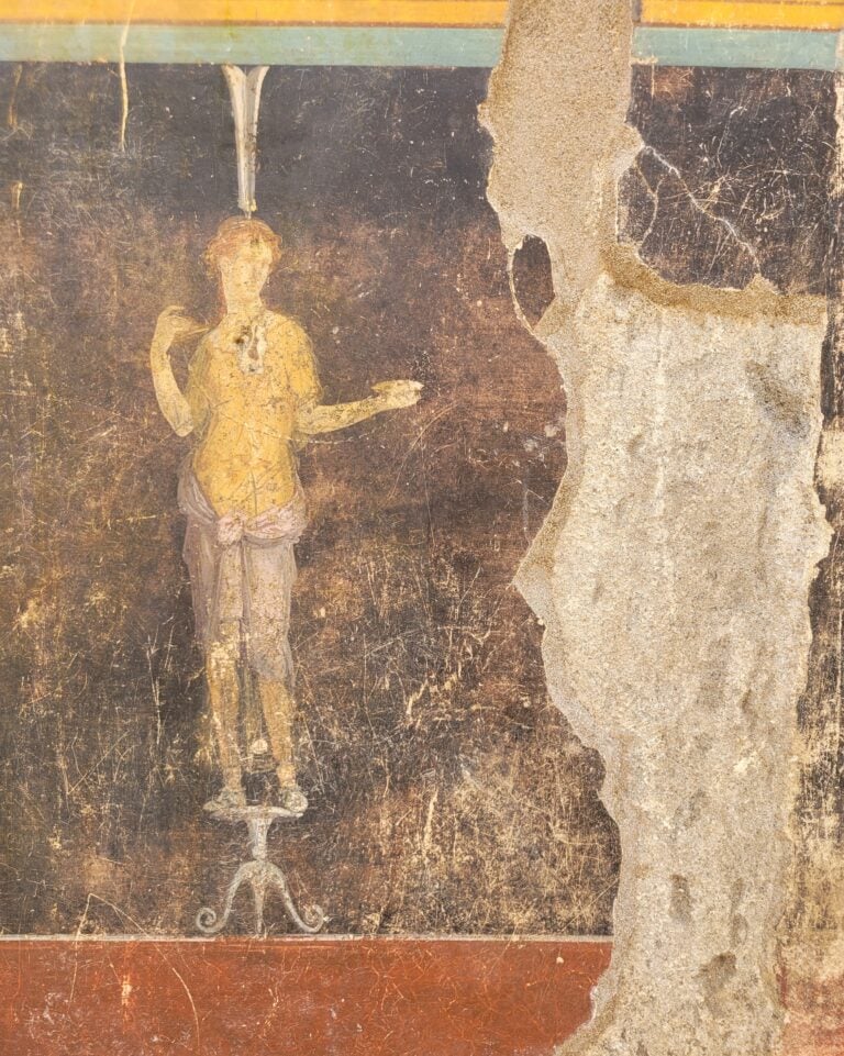 salone nero regio ix 4 Nuove sorprese a Pompei, emerge un salone decorato con soggetti dalla Guerra di Troia