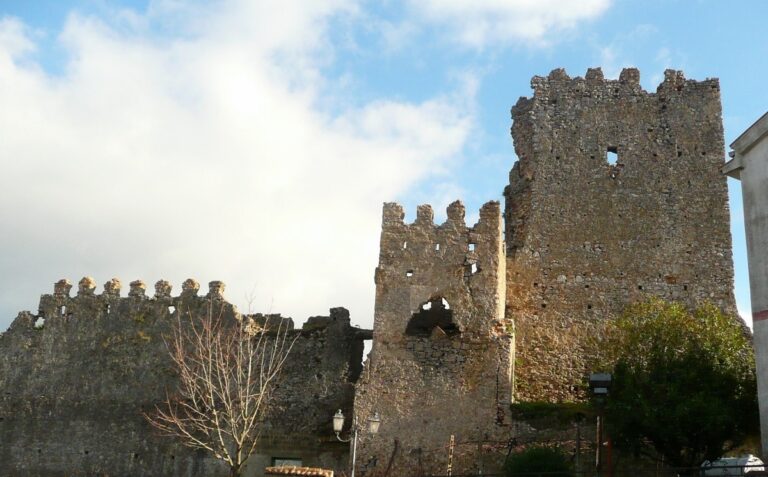 4 castello di camerota 1 1200x746 1 Giornate Nazionali dei Castelli: un itinerario in Italia tra le fortezze aperte regione per regione