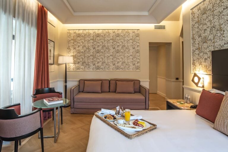 47 Boutique Hotel, Stanza 105, Piero Fornasetti, Chiavi segrete