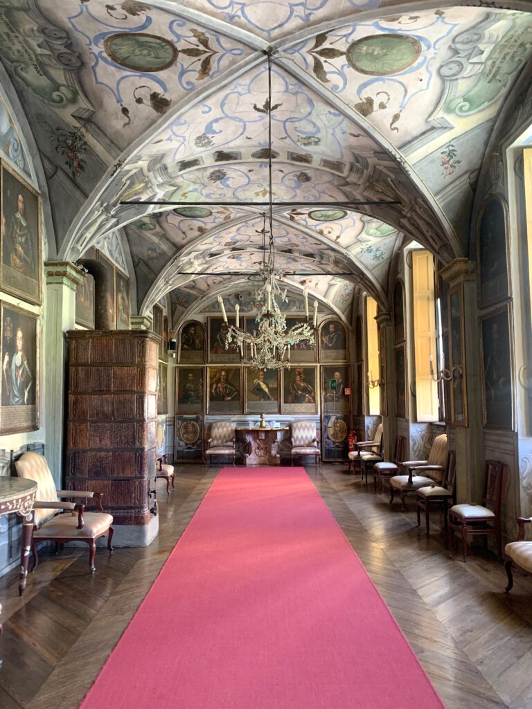 4castello di masinofoto claudia zanfi Con il FAI tre giorni di artigianato e botanica al Castello di Masino in Piemonte