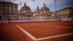 Il campo degli Internazionali di tennis a piazza del Popolo, Roma