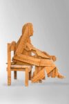 Mario Ceroli, Uomo seduto, 1967, collezione Francesco Ribuffo, Bologna
