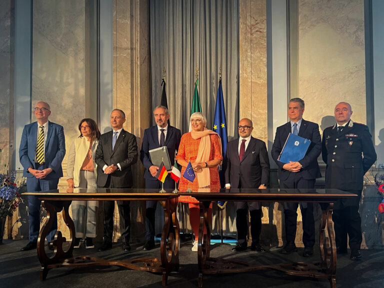 Berlino accordo reperti