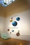 Emilio Isgrò. Protagonista 2024, installation view alla Galleria Nazionale d'Arte Moderna e Contemporanea di Roma, 2024