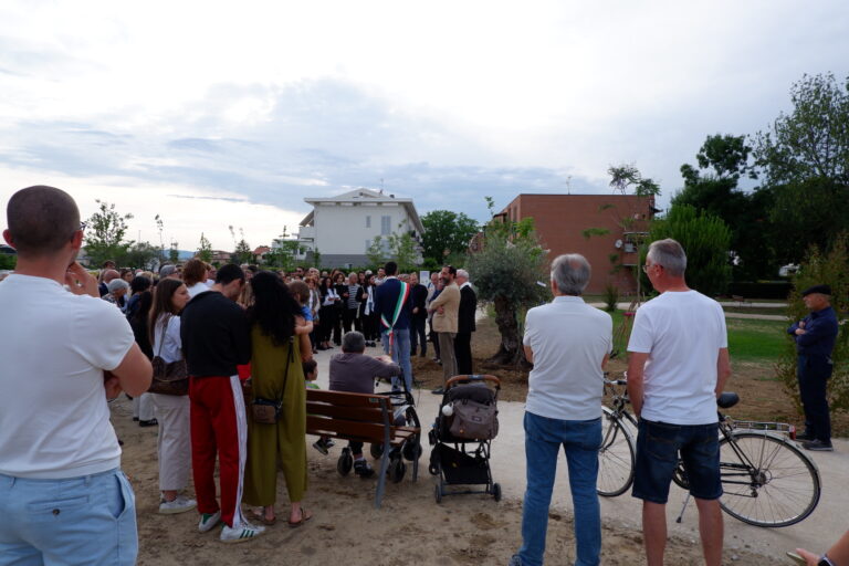 Inaugurazione del Bosco delle Neofite, Prato, 2024. Photo @2024 Associazione Arte Continua