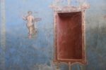 Sacrario dalle pareti azzurre, Insula 10, IX Regio, Parco archeologico di Pompei