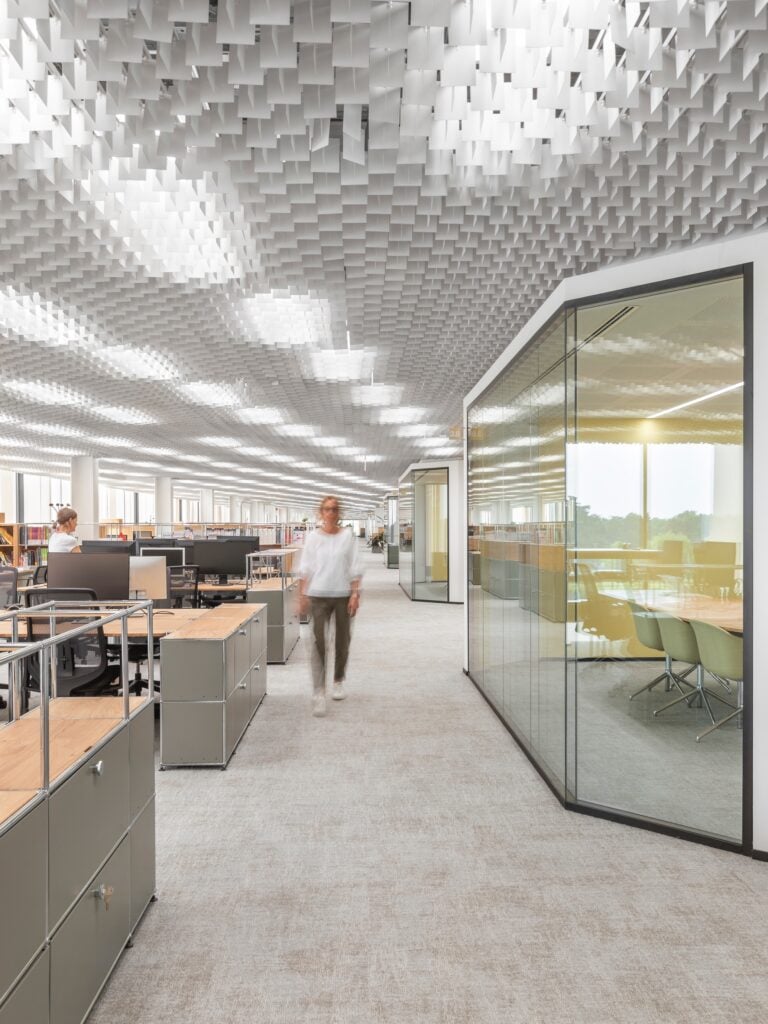 THE OFFICE AS A PLAYGROUND 5 [Photos by DSL Studio_ Delfino Sisto Legnani, Melania Dalle Grave]