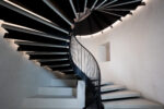 Carsten Höller, Scala del dubbio-Doubt Staircase, 2024, installation view, ph. Massimo Pistore, courtesy Berggruen Arts & Culture-