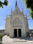 castello reale di amboise cappella di saint hubert facciata della cappella restaurata photo c fondation saint louis 2024 Al Castello Reale di Amboise torna visitabile la tomba di Leonardo da Vinci