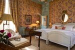 chambre hotel la mirande avignone photo cchristophe bielsa 1 Il racconto dell’hotel degli artisti che si affaccia sul Palazzo dei Papi di Avignone