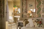 Chambre, hotel La Mirande, Avignone. Photo ©Christophe Bielsa