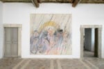 La mostra di Rita Ackermann a Palazzo Twombly a Bassano in Teverina