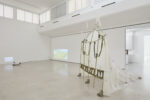 Tre angoli, una porta e una colonna, 2024, installation view, Ph. Carlo Favero