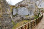Veduta dell’area archeologica di Fossacava. Photo Giuseppe D'Aleo. Immagine concessa dal Ministero della Cultura – Soprintendenza ABAP per le province di Lucca e Massa Carrara
