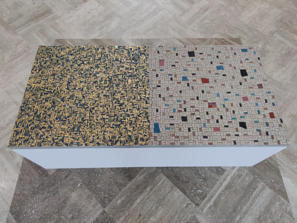 larte e sempre contemporanea tracce a teramo 2024 mosaico 65 x 136 x 5 cm foto bruno bani L'arte intima di Diego Esposito in una mostra diffusa tra i siti culturali di Teramo