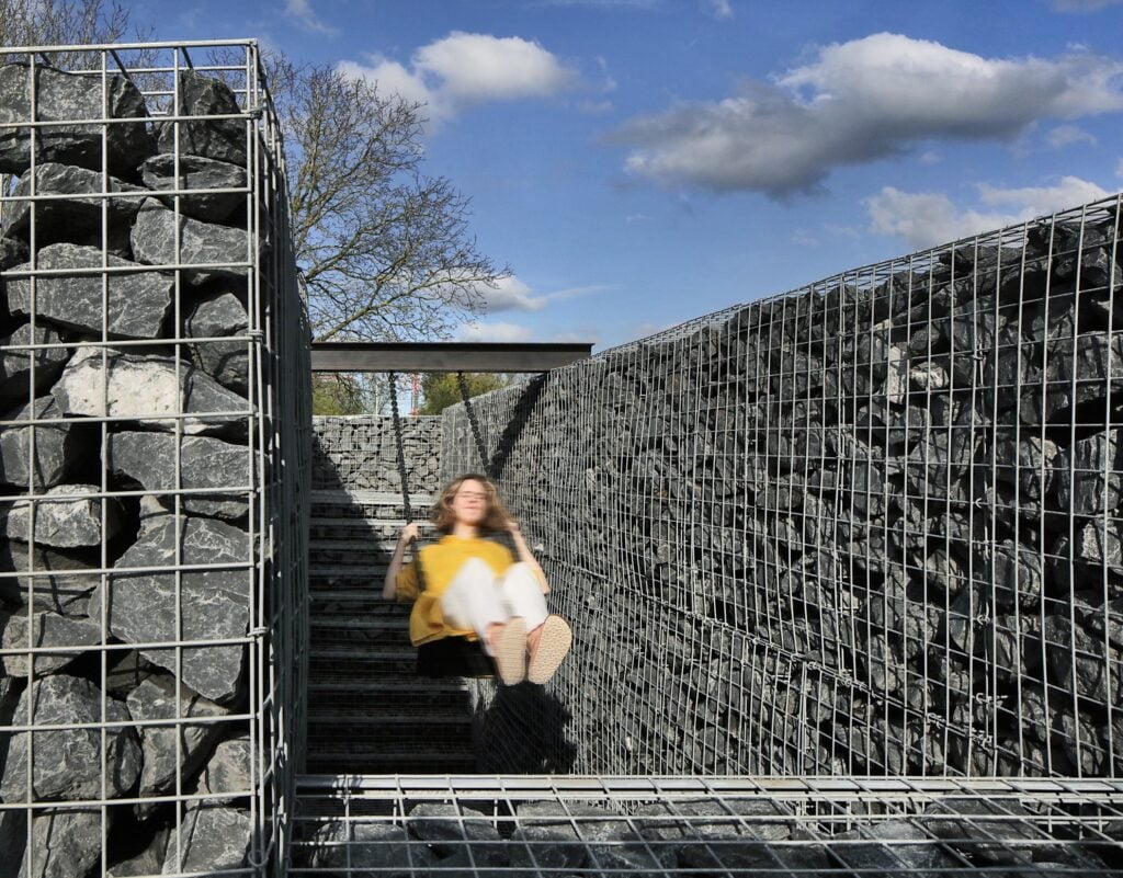 Mona Hatoum, Full Swing, Bruges Triennial 2024, © Filip Dujardin(2)