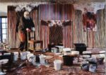 Hermann Nitsch mentre lavora alle sue opere nel Castello di Prinzendorf, Vienna, 2012 © Aurelio Amendola 1