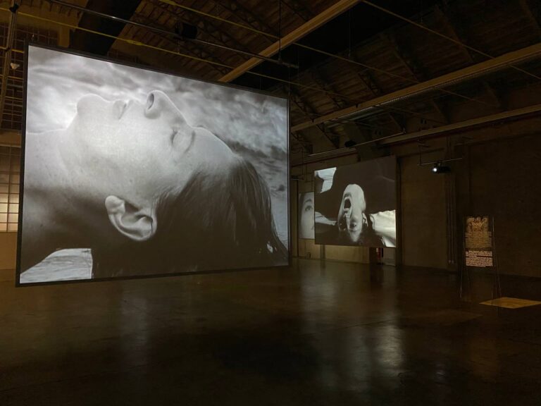Marina Abramović, Breath and Fire. Photo Giulia Giaume