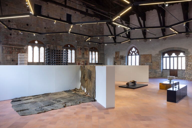 b9a1843 A Bergamo una grande mostra a Palazzo della Ragione per prendere coscienza del presente