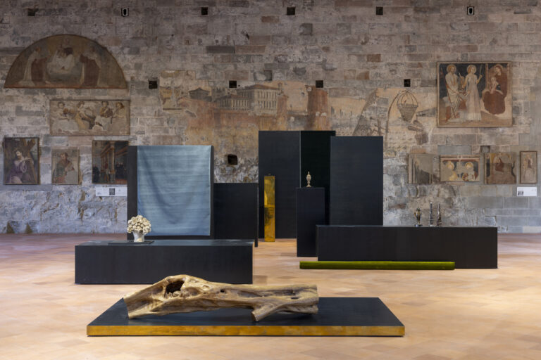 b9a1900 A Bergamo una grande mostra a Palazzo della Ragione per prendere coscienza del presente