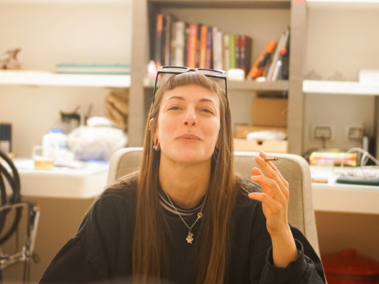 nicole colombo ph matteo de nando Per tutto il 2025 arte e giornalismo s’incontreranno a Milano all’ora dell’aperitivo