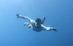Out Of The Blue, Circumnavigando