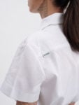 2024 09 07olderemilie shirt100 C’è uno studio di design che ha svecchiato le divise da lavoro. Ora in mostra a Milano con un innovativo progetto artistico