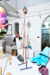Aronne Pleuteri, uomo rastrello confuso sul suo statuto, vegetale, 2023 installation view dalla collettiva AFFASCINANTE, Museo Civico Luigi Varoli di Cotignola, ph Lorenzo Pasini, courtesy the artist
