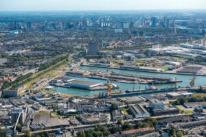 Il grande porto di Rotterdam diventa polo culturale: 5 centri artistici da visitare 