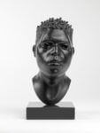 Thomas J Price Untitled (Head 25) 2021 © Thomas J Price. Courtesy the artist and Hauser & Wirth Photo Ken Adlard