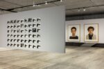 Immagine della mostra “Typologien: Photography in 20th-century Germany”, Curata da Susanne Pfeffer Foto: Roberto Marossi, Courtesy Fondazione Prada, Jochen Lempert The Skins of Alca Impennis, 1992-2022 [Le pelli di alca impenne] Stampe alla gelatina d’argento su carta baritata / Gelatin silver prints on bartya paper 54 elementi / 54 parts Stampe d’artista / Artist prints Edizione di 5 / Edition of 5 Courtesy of Jochen Lempert, BQ, Berlin, and ProjecteSD, Barcelona, by SIAE 2025 Thomas Ruff Porträt (Petra Lappert), 1987 [Ritratto (Petra Lappert) / Portrait (Petra Lappert)] Stampa cromogenica laminata su vetro acrilico / C-print laminated on acrylic glass MUSEUM MMK FÜR MODERNE KUNST, Frankfurt am Main, © Thomas Ruff, by SIAE 2025 Thomas Ruff Porträt (Simone Buch), 1988 [Ritratto (Simone Buch) / Portrait (Simone Buch)] Stampa cromogenica laminata su vetro acrilico / C-print laminated on acrylic glass MUSEUM MMK FÜR MODERNE KUNST, Frankfurt am Main, © Thomas Ruff, by SIAE 2025