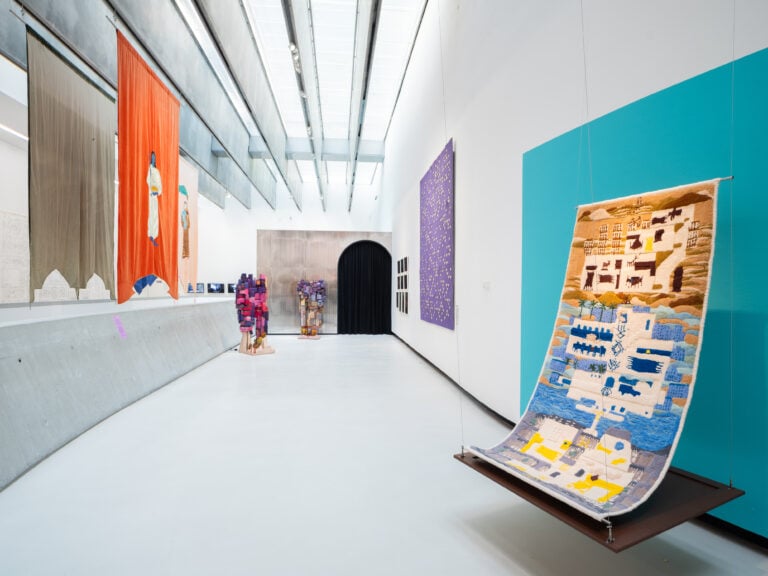 Stop Drawing installation view foto © Vincenzo Labellarte courtesy Fondazione MAXXI