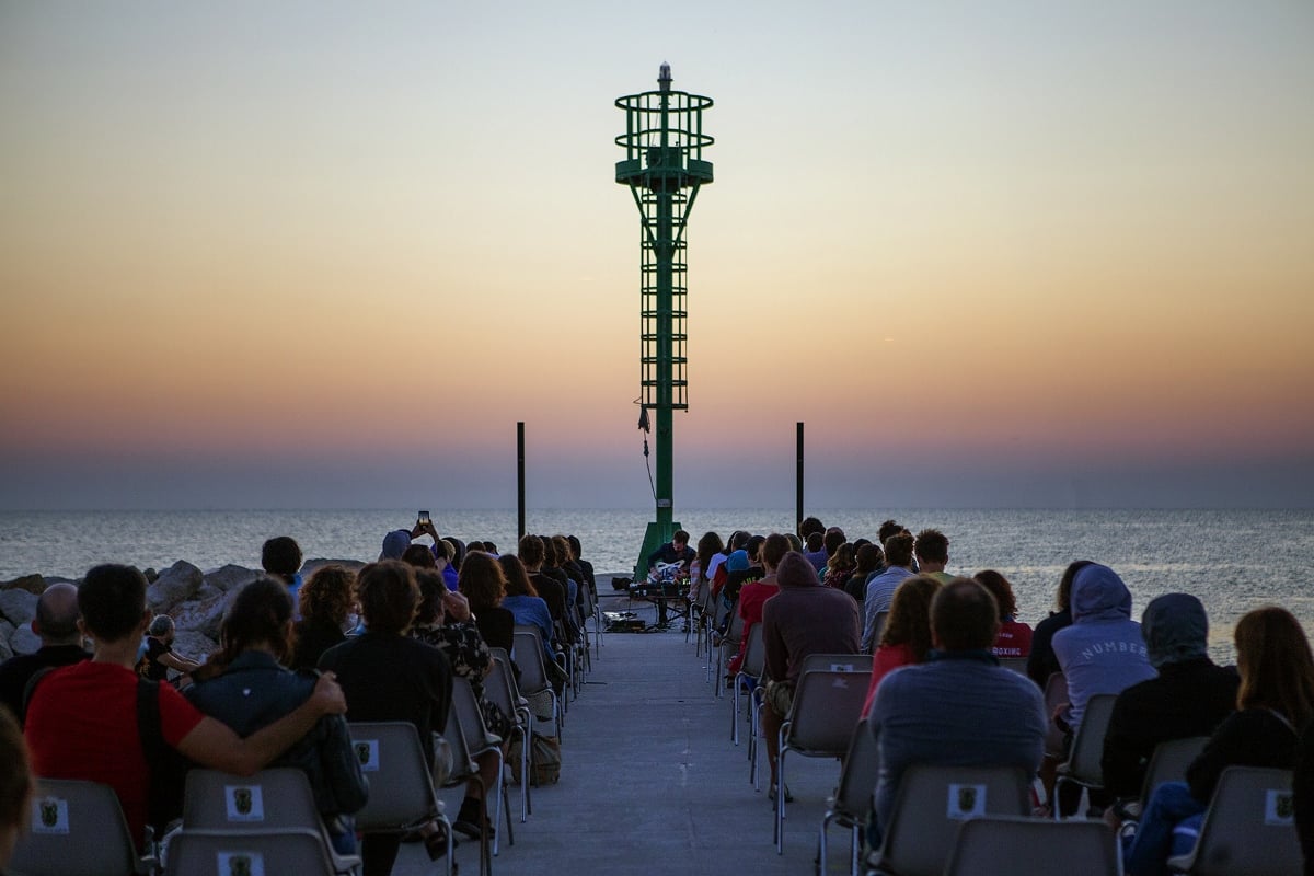 https://www.artribune.com/wp-content/uploads/2025/04/6-molo-di-cervia-stefano-pilia-2020-1200x800-1.jpg