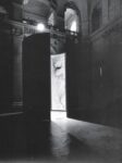 Adrian Tranquilli, Sei senza nome, 1995, installazione Sala Borromini, Oratorio dei Filippini, Roma, foto di Claudio Abate