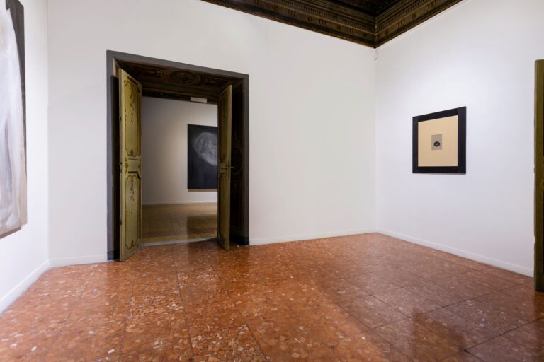Seconda Madre di Oliviero Rainaldi. Installation View. Courtesy La Nuova Pesa