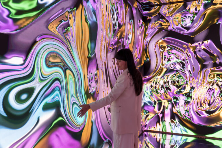 HYPER PORTAL