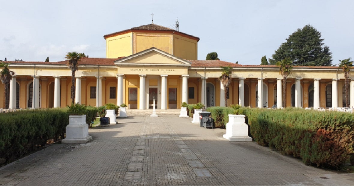 https://www.artribune.com/wp-content/uploads/2025/04/il-cimitero-di-cesena.jpg