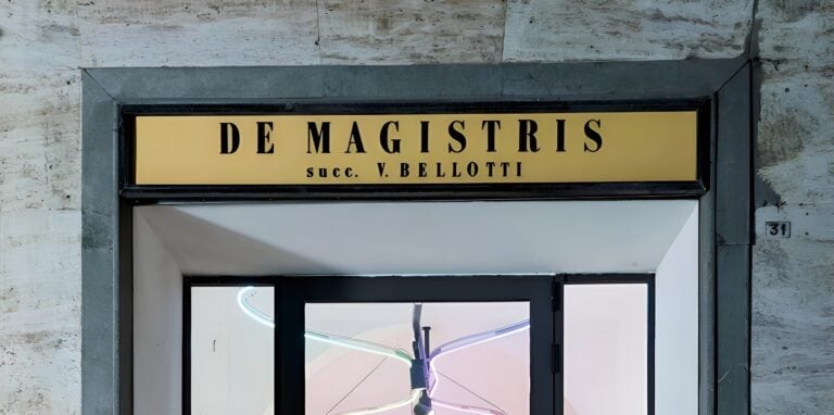 A Palermo una storica cartoleria diventa centro culturale. Nascono le Officine Bellotti