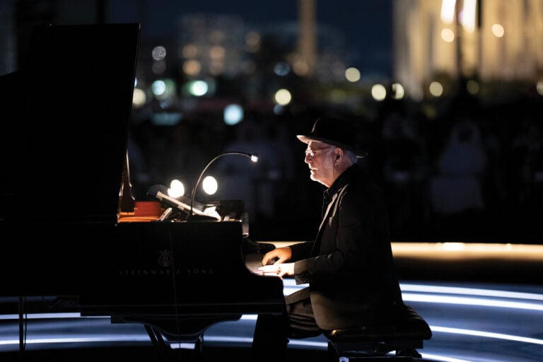 ludovico einaudi Abu Dhabi ha un nuovo polo culturale sulla multisensorialità: nasce teamLab Phenomena