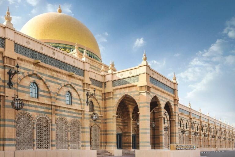 Cosa vedere a Sharjah. Uno dei poli culturali degli Emirati Arabi 
