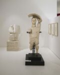 Sulle spalle dei Giganti, Installation view Museo Civico G.Marongiu Cabras. Photo Andrea Mignogna