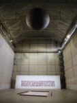 Yukinori Yanagi, “ICARUS”, Exhibition view, Pirelli HangarBicocca, Milan, 2025 ©YANAGI STUDIO. Courtesy the artist and Pirelli HangarBicocca, Milan. Photo Agostino Osio
