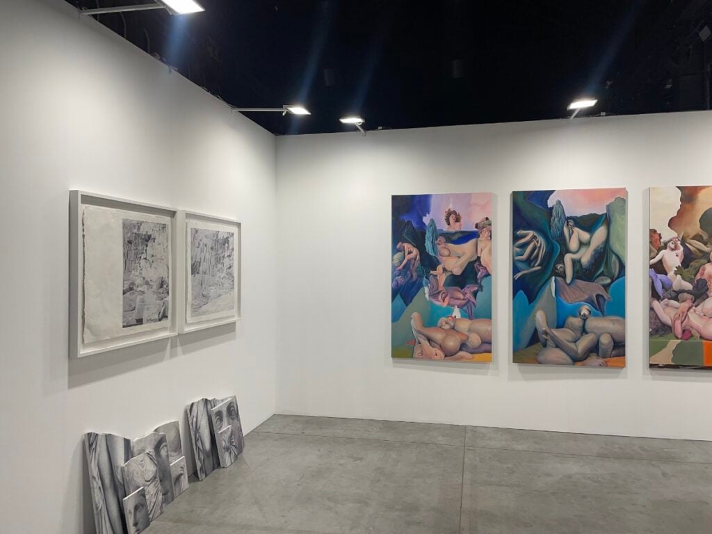 1 mc2 gallery di milano the phair torino foto claudia giraud 1200x900 1 I migliori stand della fiera di fotografia The Phair 2025 a Torino