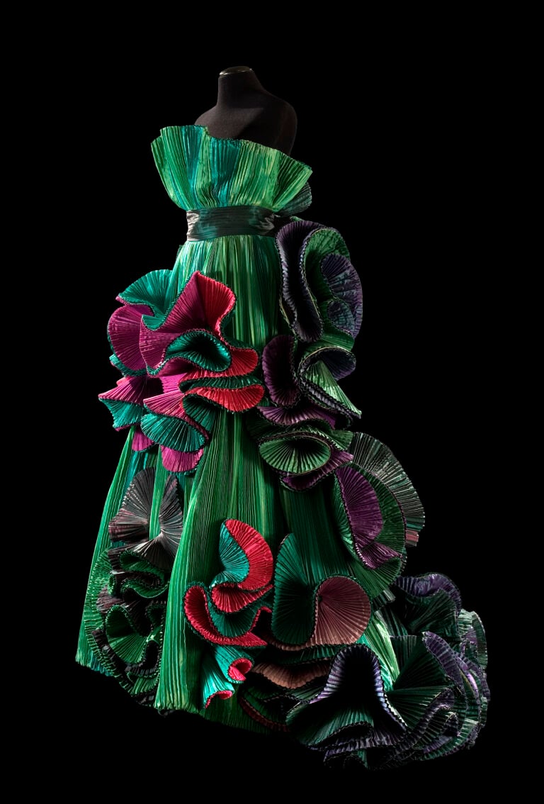 1989bougainville 4 In Veneto  la mostra su Roberto Capucci: il sarto-scultore dell’alta moda tra colore e forma