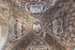 2 grotta di diana particolare della volta a crociera dello spazio centrale decorazione a mosaico rustico policromo e polimaterico tivoli 2025 photo c andrea concordia Riapre al pubblico un capolavoro di Villa d’Este: Fendi restaura la Grotta di Diana a Tivoli