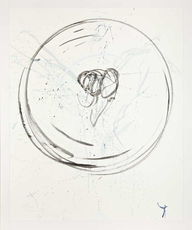 Rebecca Horn, Calvari Peacock's Sperm 19.3.2012, Acrilico, matita e matita colorata su carta, incorniciato, 207 x 175 cm, Moontower Foundation, Bad König, Germany Deposito permanentee Museum Wiesbaden, Germany Foto Heinz Hefele, © REBECCA HORN, by SIAE 2025