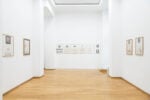 Ugo la Pietra, Interno-Esterno, 2025, installation view Nuova Galleria Morone, foto Fabio Mantegna