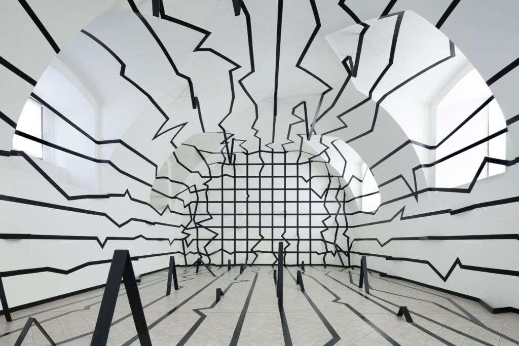 "Unlimited Space" The Gallery of Modern Art in Roudnice nad Labem, Czech Republic 2013 Foto: Zdenek Porcal